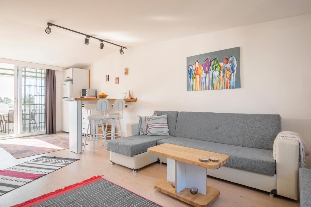 Daire Central, Cozy, 15 Min Walk To The Beach, Fast Wi-fi, Free Parking, 4ppl