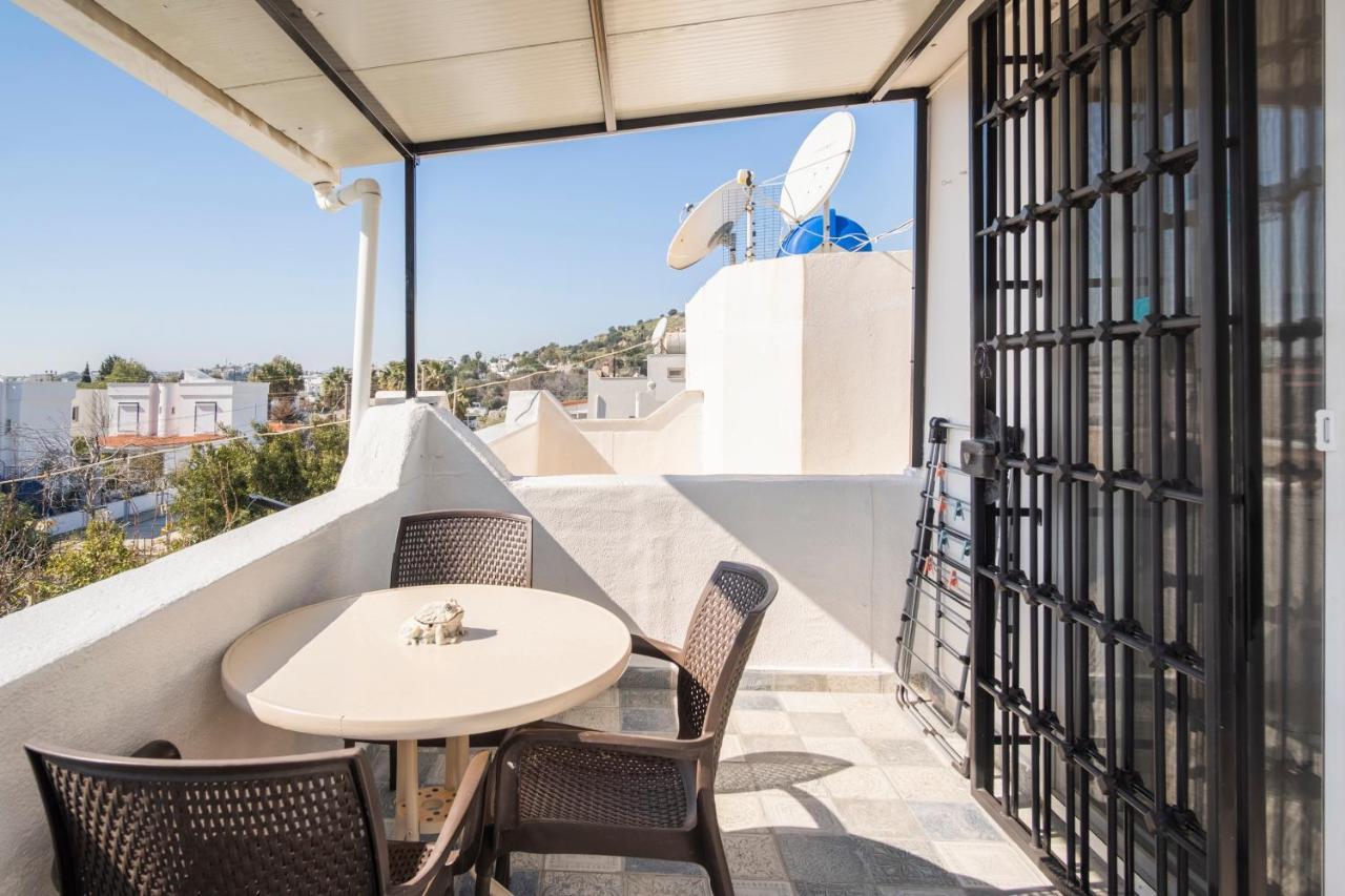Central, Cozy, 15 Min Walk To The Beach, Fast Wi-fi, Free Parking, 4ppl *
